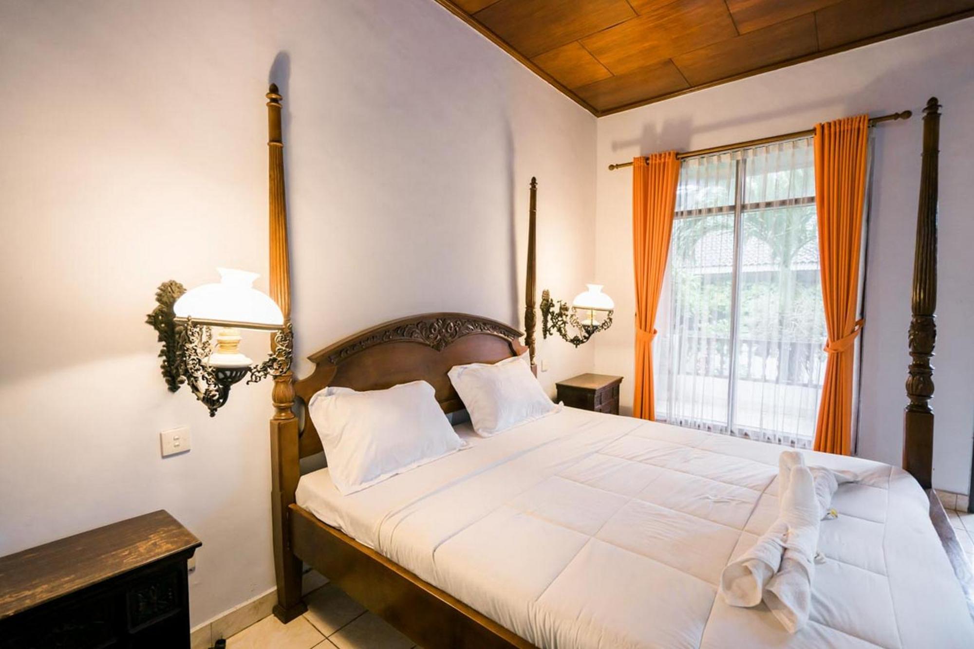 Urbanview Hotel Ananda Beach Sanur Exteriér fotografie