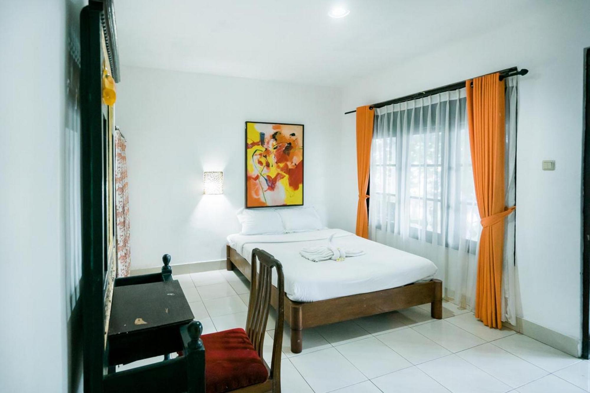 Urbanview Hotel Ananda Beach Sanur Exteriér fotografie