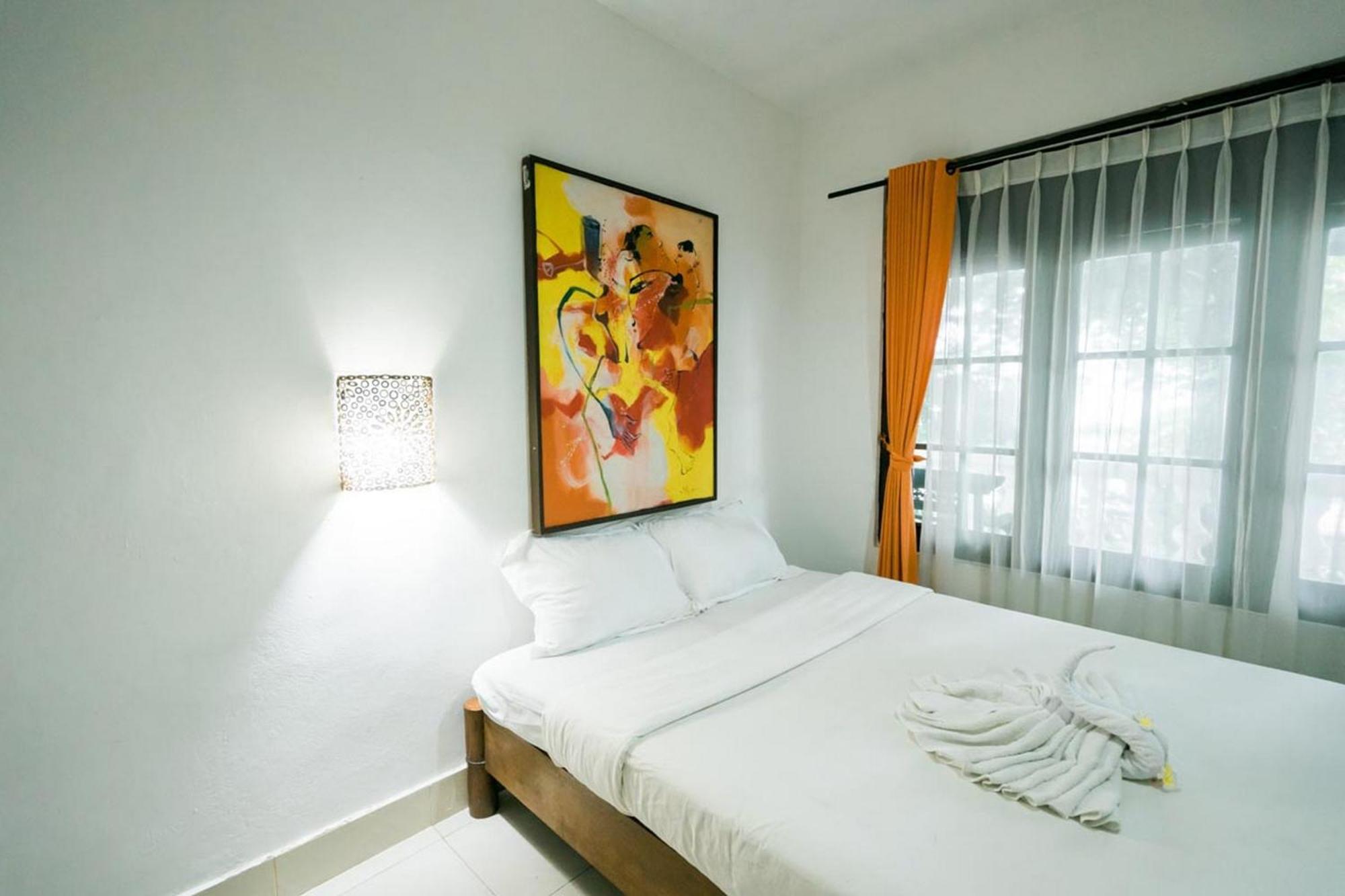 Urbanview Hotel Ananda Beach Sanur Exteriér fotografie