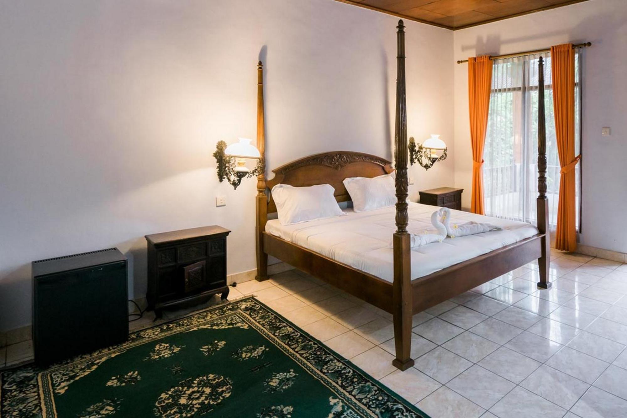 Urbanview Hotel Ananda Beach Sanur Exteriér fotografie