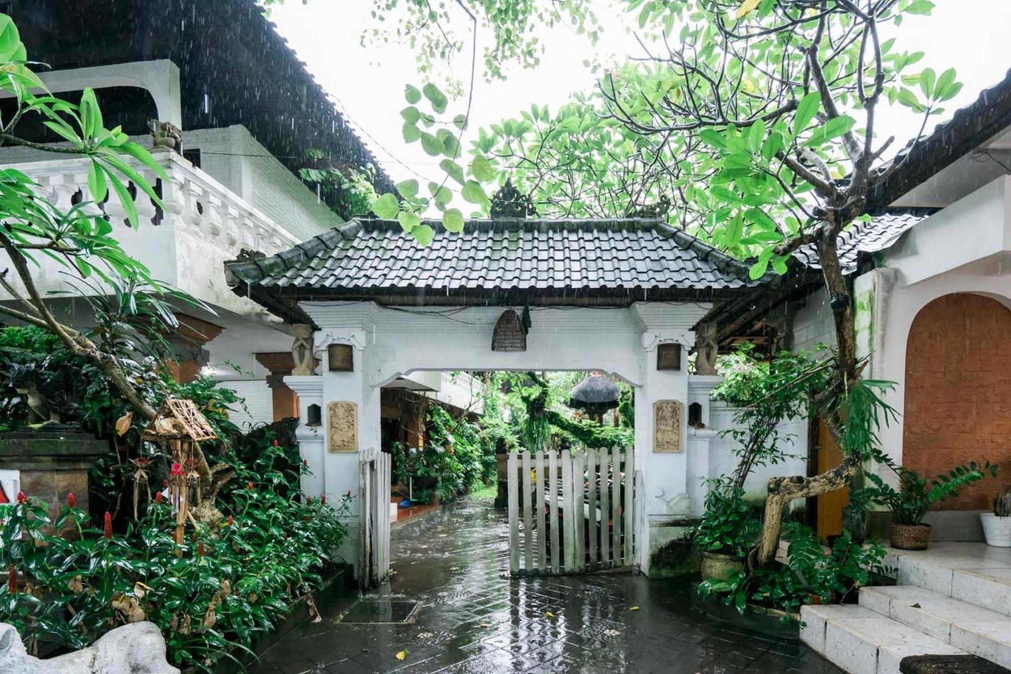 Urbanview Hotel Ananda Beach Sanur Exteriér fotografie
