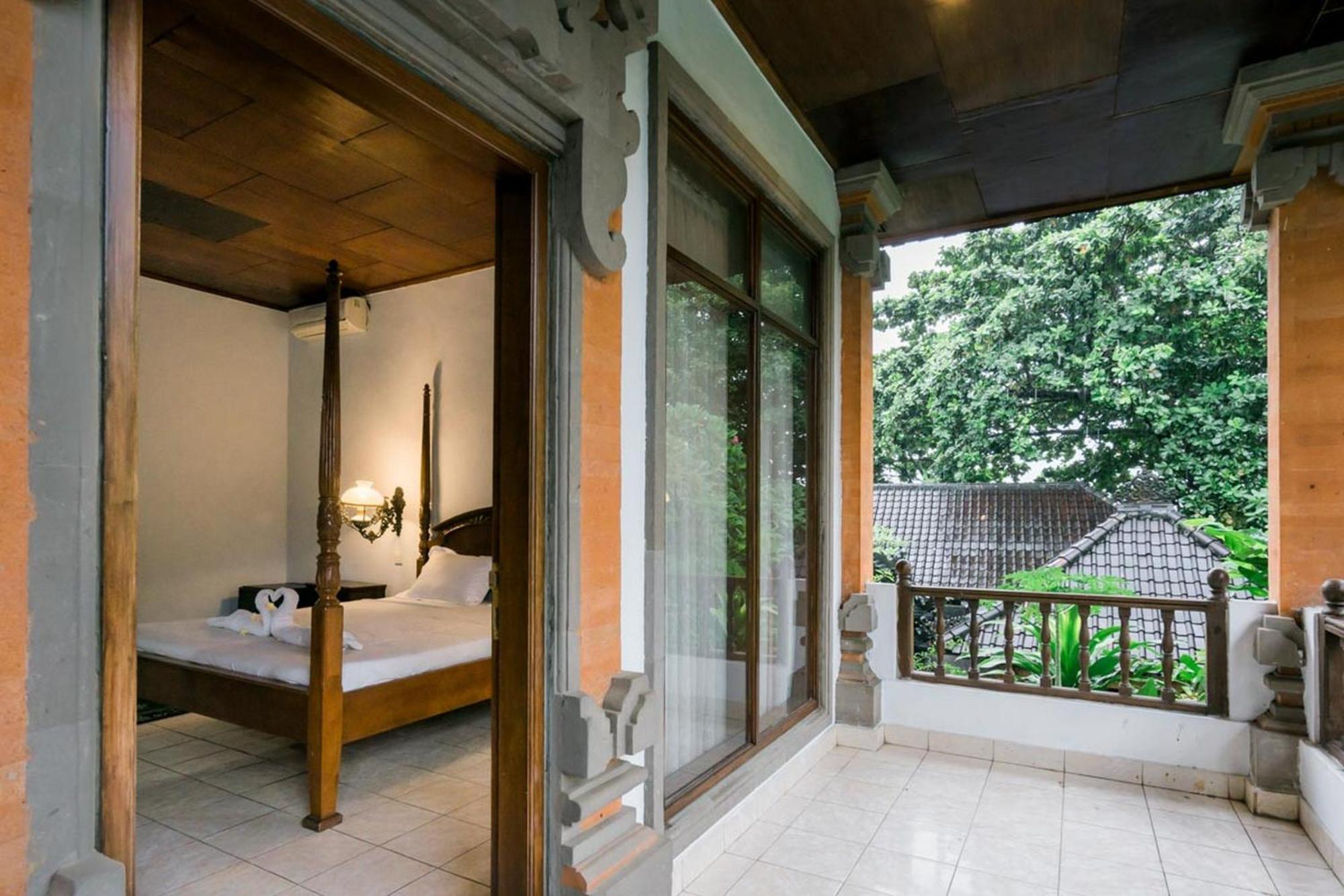 Urbanview Hotel Ananda Beach Sanur Exteriér fotografie