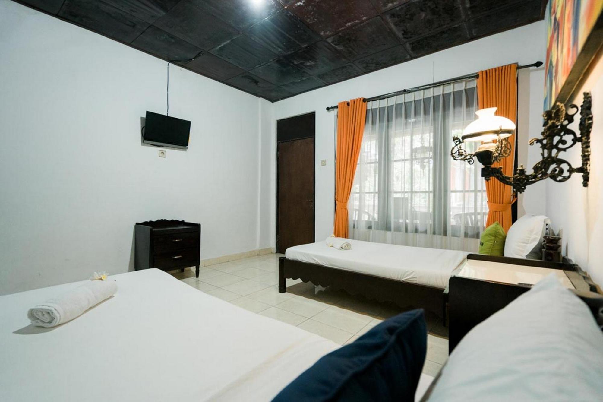 Urbanview Hotel Ananda Beach Sanur Exteriér fotografie
